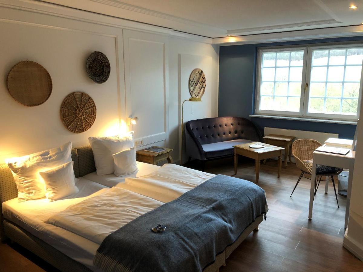 Hotel Hofgut Georgenthal à Hohenstein Extérieur photo