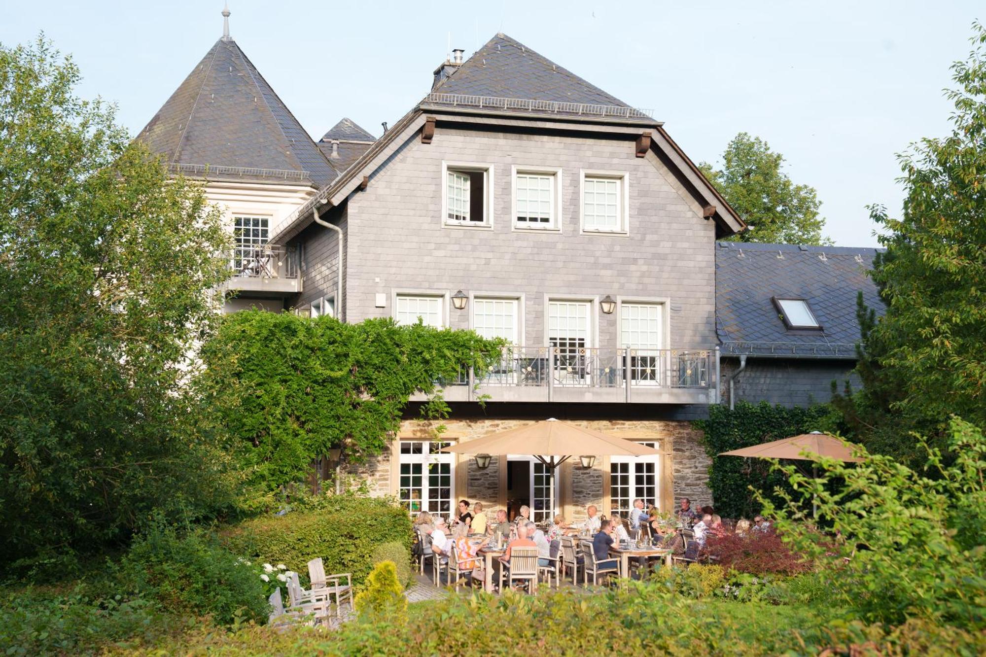 Hotel Hofgut Georgenthal à Hohenstein Extérieur photo