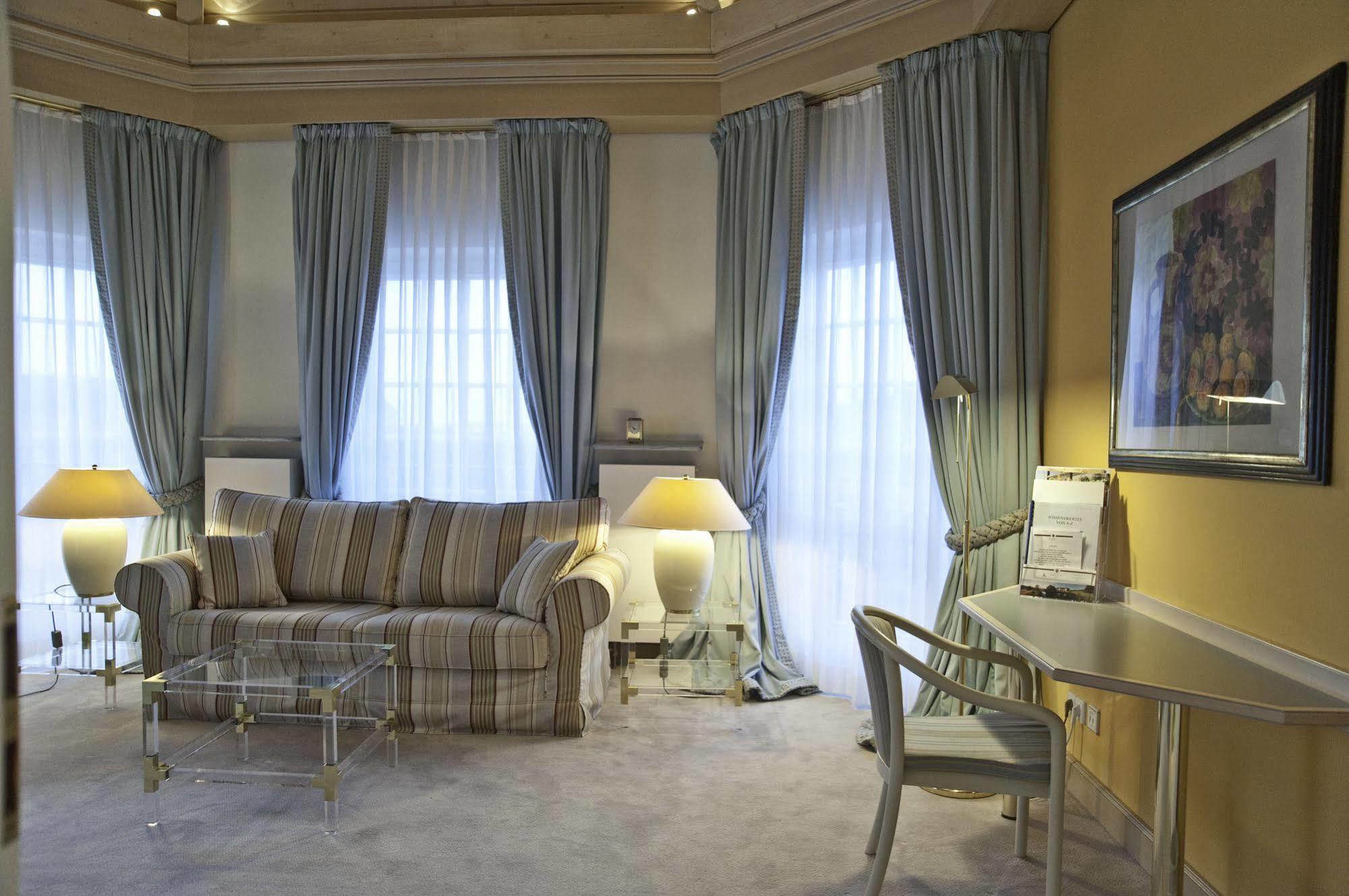 Hotel Hofgut Georgenthal à Hohenstein Extérieur photo